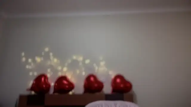 Reddgiirl's cam snapshot