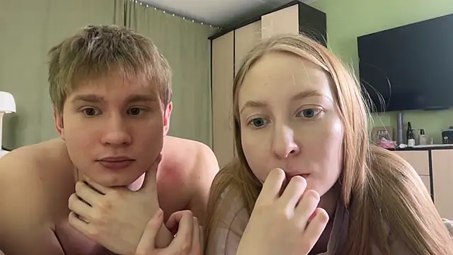 AliceStoneJhonyStone live sex cam