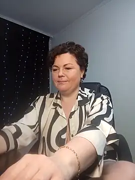 EllaLove2277's cam snapshot