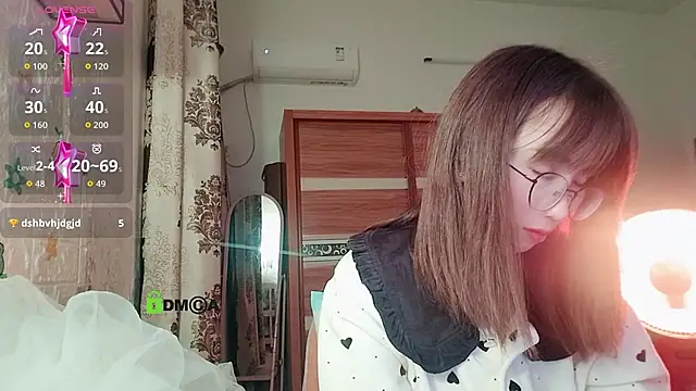 Lili_666 live sex cam