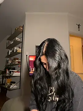 VickyM99 live sex cam