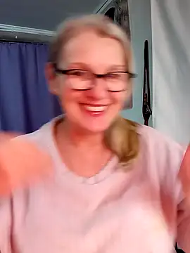 irinamaux live sex cam