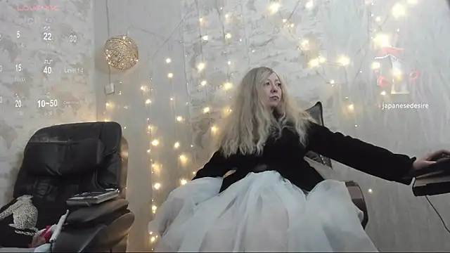 xKoreanGirl's cam snapshot