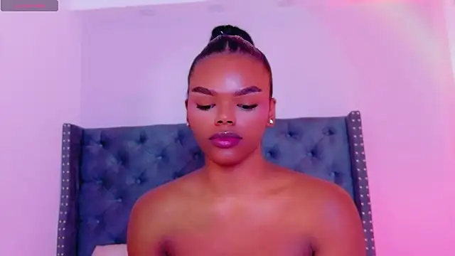 CamiEstrada live sex cam