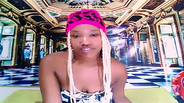 EroticSexyPrada's cam snapshot