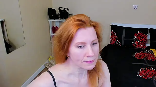 FoxySophia live sex cam