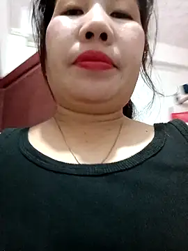 Reema_143 live sex cam