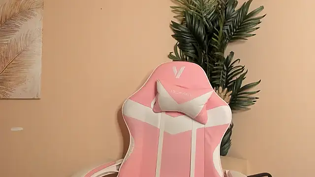 ZulaJagoe's cam snapshot