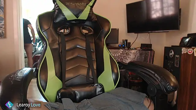 Learoy_Love live sex cam