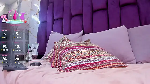 emma_carterr1's cam snapshot