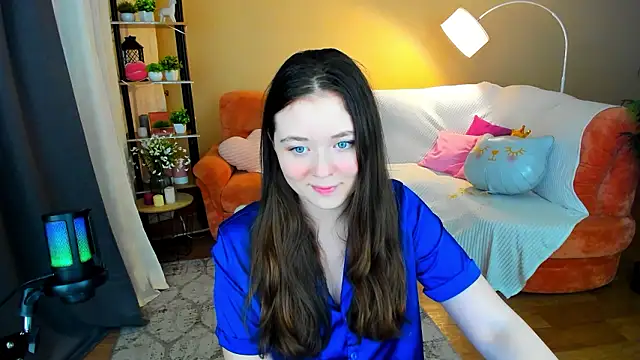 AlluringLookk's cam snapshot