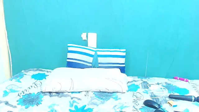 SexySlimTeaX's cam snapshot