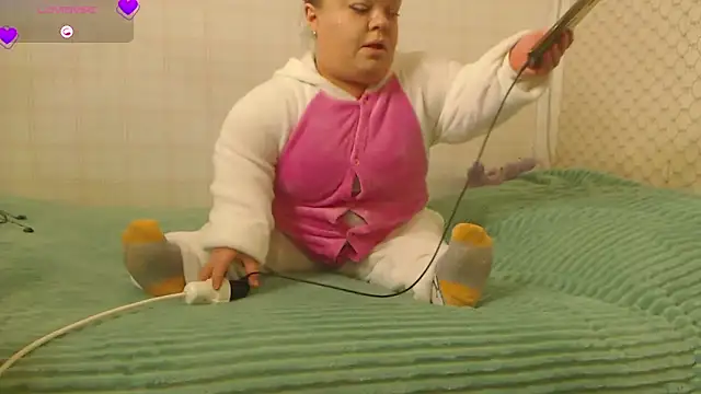 Janiffer_MiMi's cam snapshot