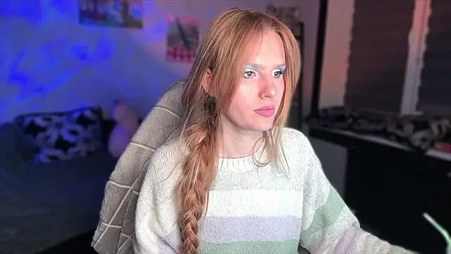 Lunaacyy's cam snapshot