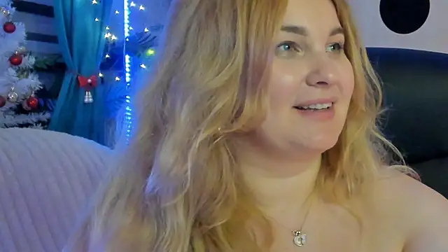 CoraSwon's cam snapshot