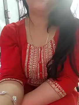 roshni_agrawal0's cam snapshot