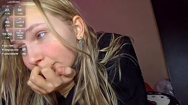 KarinRobertson's cam snapshot