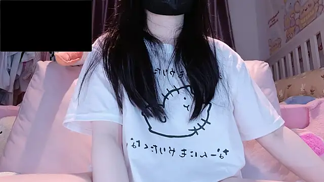 love-uiui live sex cam