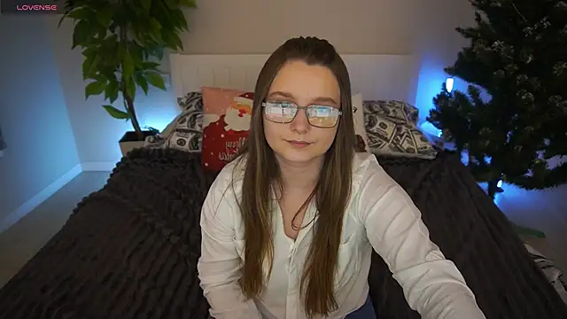 MagicPeachh_'s cam snapshot