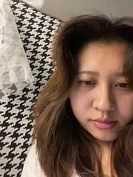 Liliya-77 live sex cam