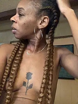 Jasmine_FullsShine's cam snapshot