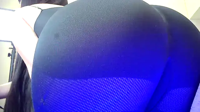 Lady_Joli's cam snapshot