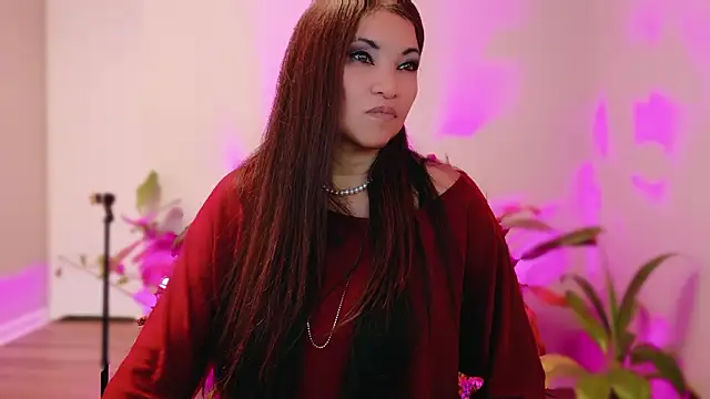 DivineLynn's cam snapshot