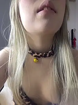 Aloves-21's cam snapshot