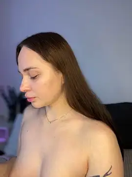 AlexaSpark_'s cam snapshot