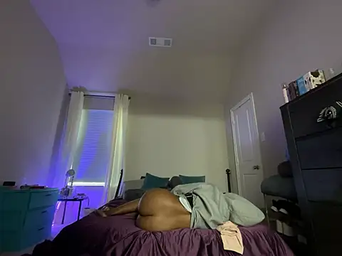 wynterheat live sex cam