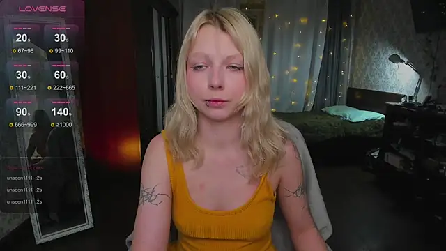 yourlovelyeve's cam snapshot