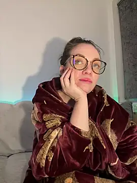 FemDom_RubyKnightXXO's cam snapshot