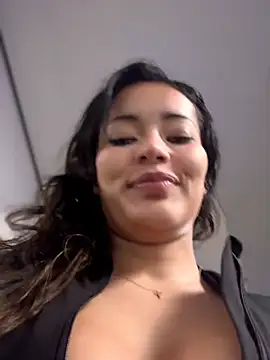 Risky_Workouts live sex cam