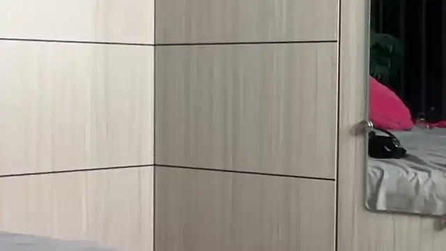 Wow-nisha live sex cam