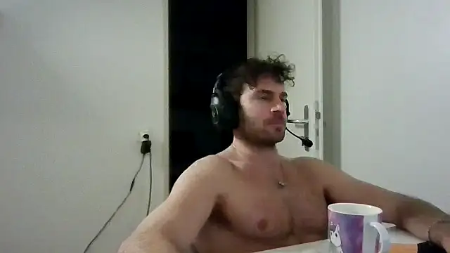 alpha-hunk live sex cam