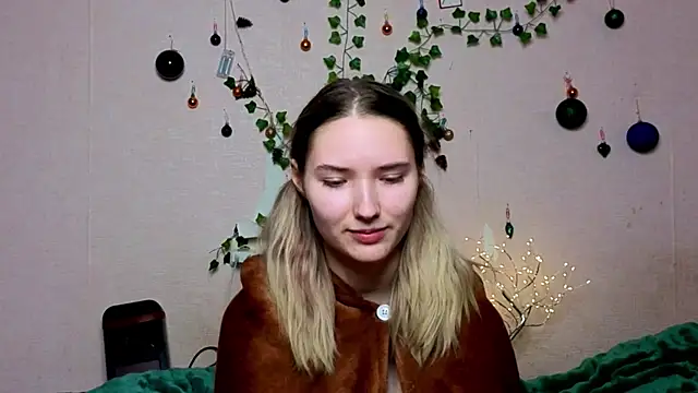 _kikiclark__'s cam snapshot