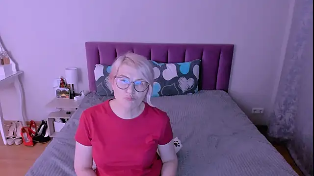 sabrinamacmarren's cam snapshot