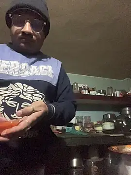 Saxymood1111 live sex cam