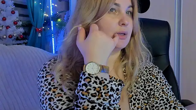 CoraSwon's cam snapshot