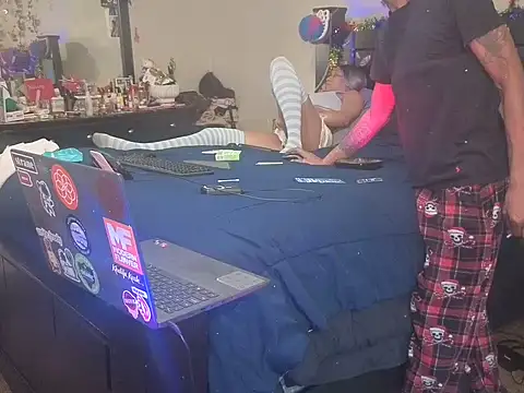 GOODIETIMES1's cam snapshot