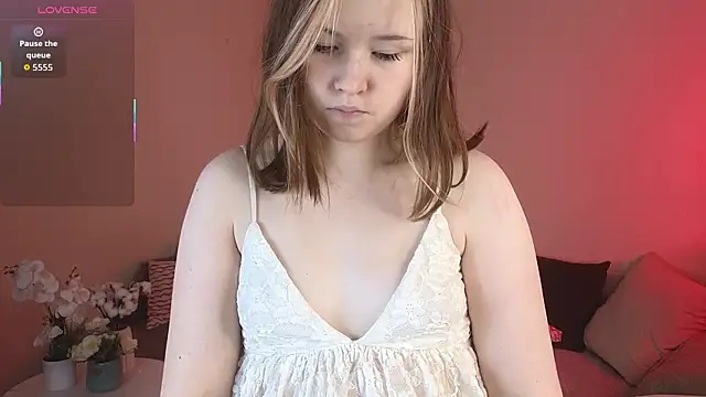 Sweetie_Hope live sex cam