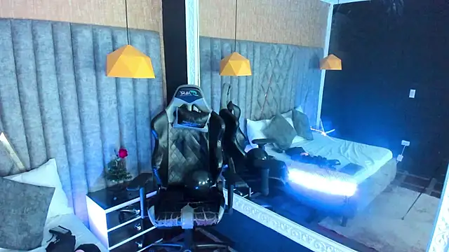 NicolaiKarav's cam snapshot