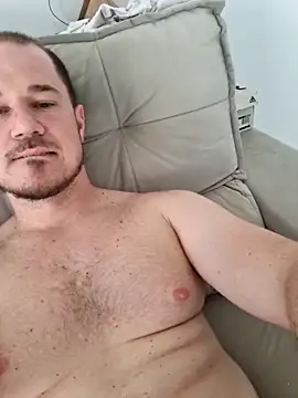 AmazingPau's cam snapshot