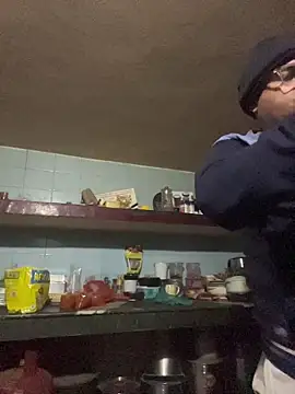 Saxymood1111's cam snapshot