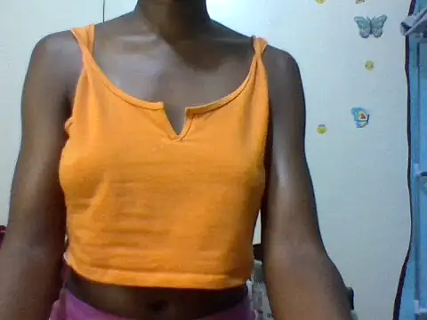 SWEET_LUELLA's cam snapshot