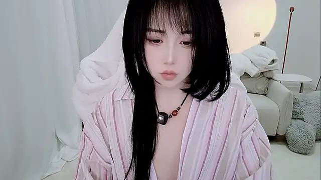 Evangelin-e live sex cam