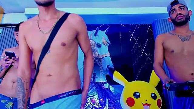 The_Gods_In_Diamonds's cam snapshot