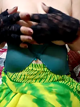 Ratna-777 live sex cam