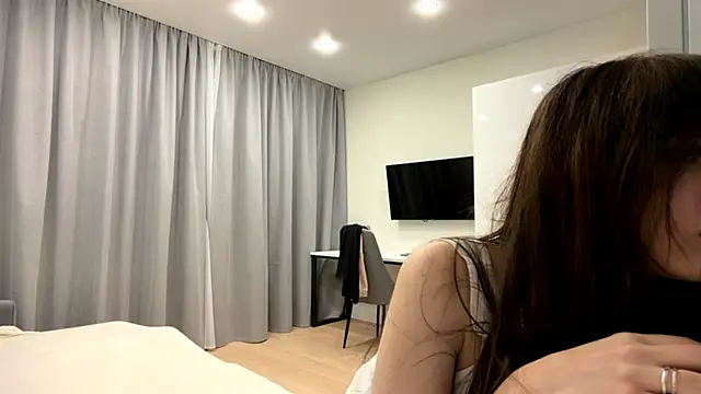 GuyedTheobid's cam snapshot