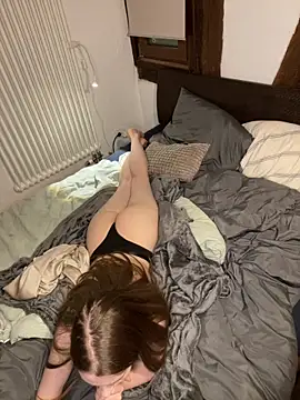 midnight_ballerina_'s cam snapshot